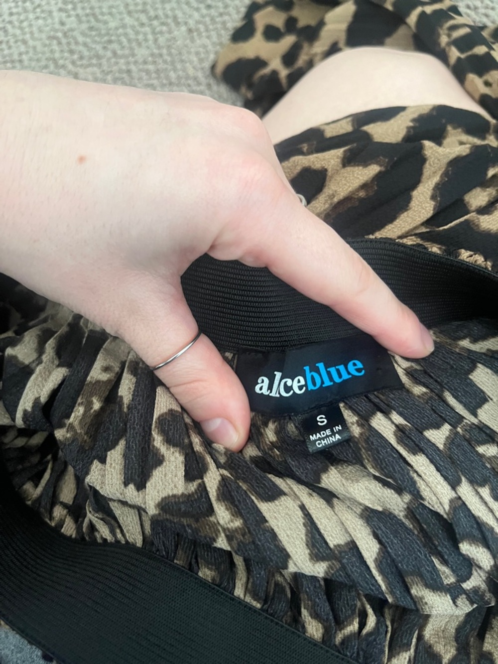 Cheetah print midi skirt - Picture 3 of 4